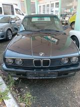BMW E30 Cabrio 318i Leder 3Hd - BMW 318 aus 1990
