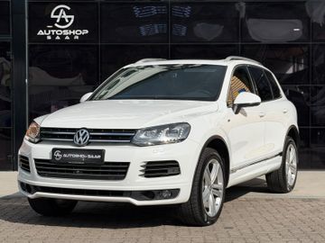 Volkswagen Touareg - 1