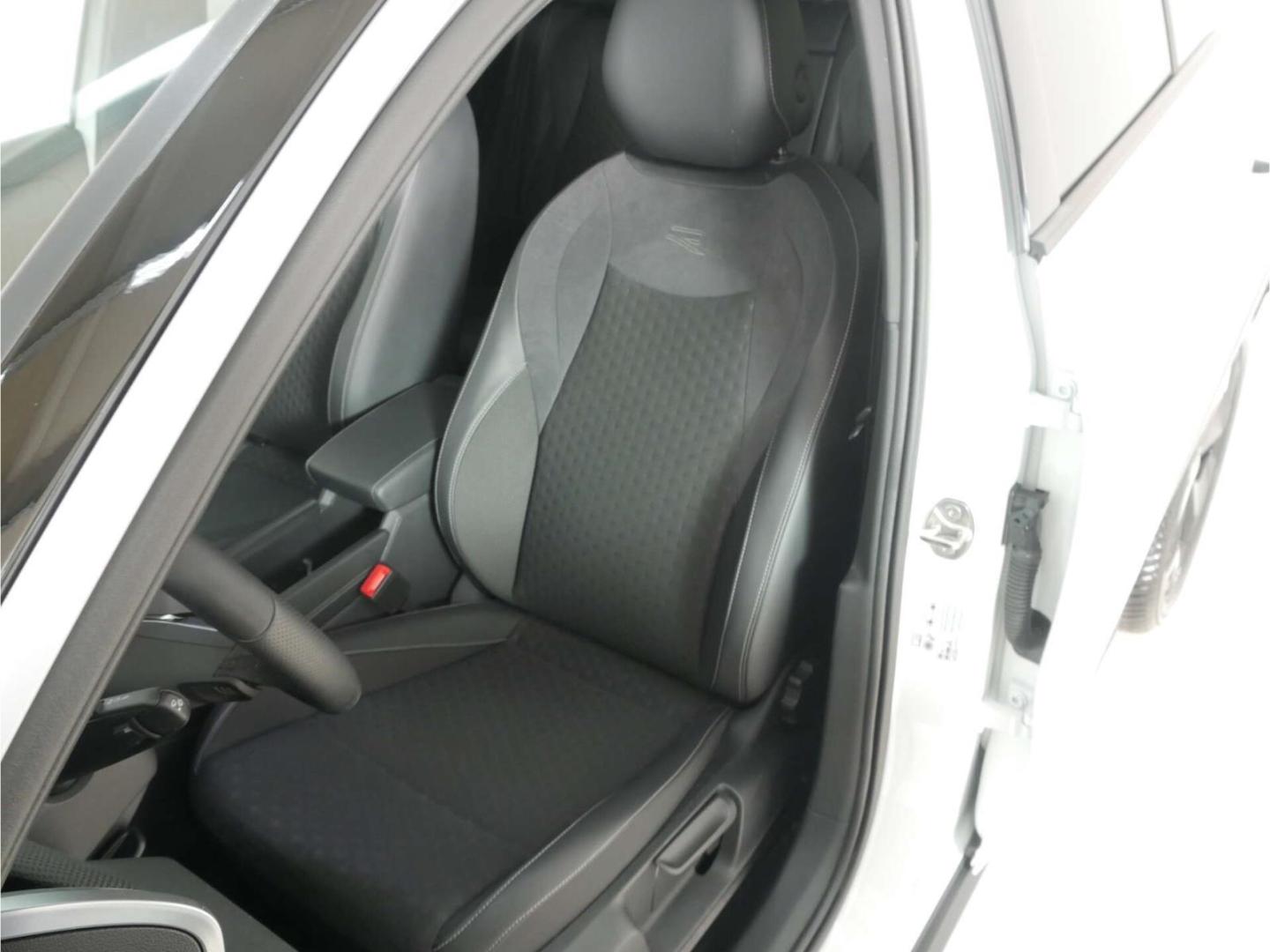 Volkswagen T-Roc 1.5 eTSI R-Line DSG NAV/LED/RFK/keyless, миниатюра 10