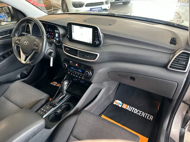 MYAUTOCENTER – Gebraucht- und Jahreswagen mit Werkstattservice in Pfaffenhofen Hyundai Tucson Style Mild-Hybrid 4WD *AHK*Navi*LED*Klima