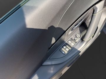 Peugeot 2008 1.2 PureTech 130 GT Kam.+KeyLess+LED+Navi