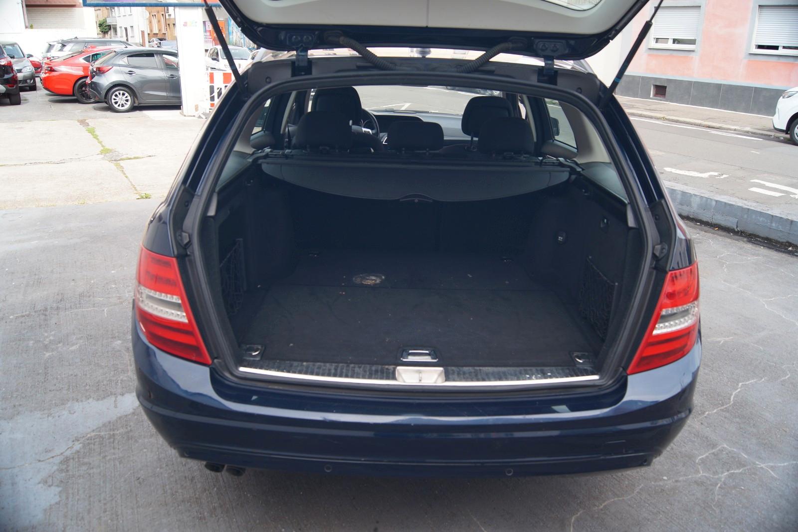 Mercedes-Benz C180 2014 — photo 6