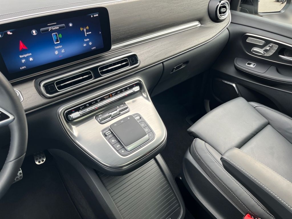 Fahrzeugabbildung Mercedes-Benz V 300 EXCLUSIVE lang 4x4 6x SHZ+Belüftg.PANO AHK