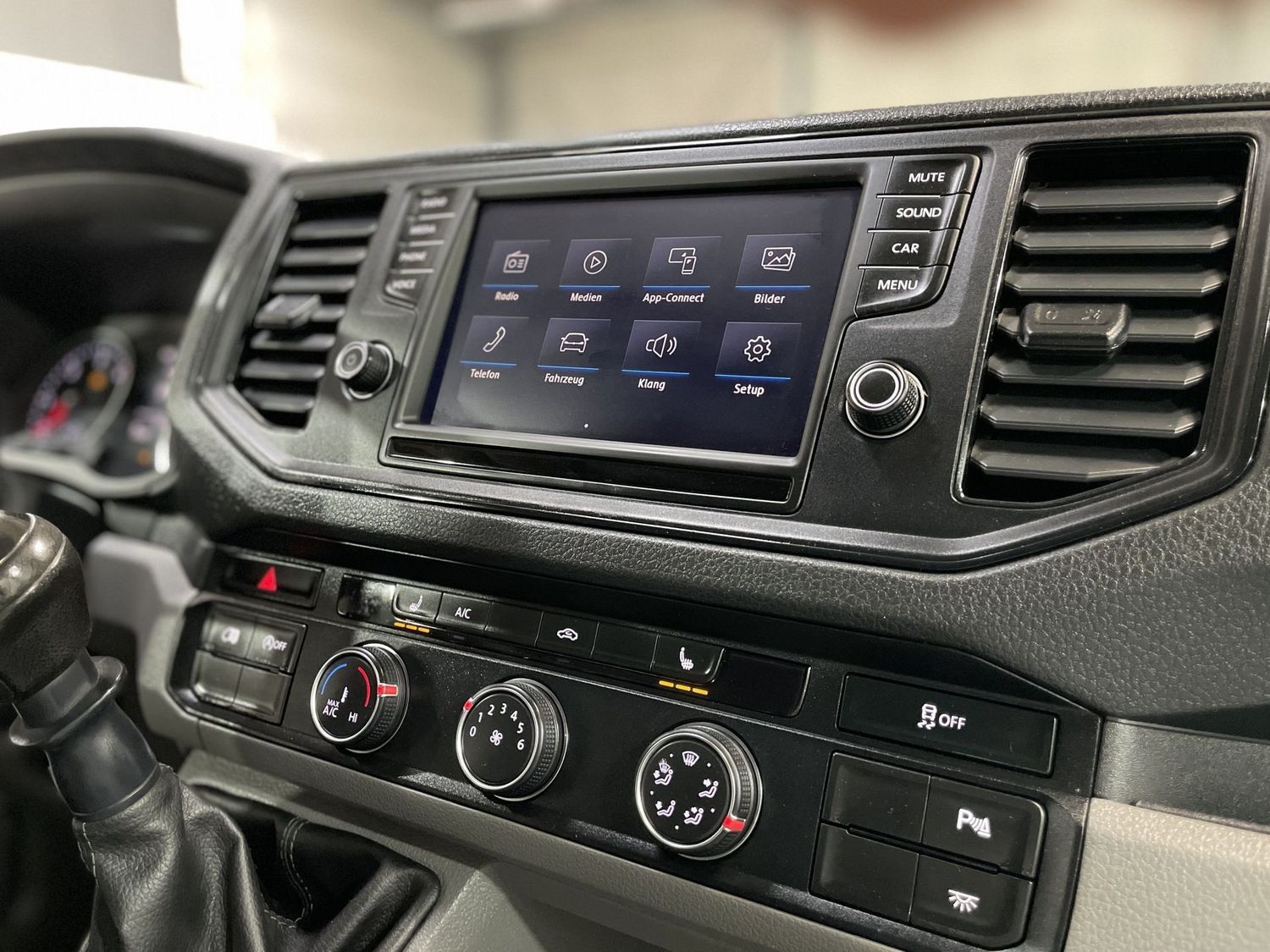 Fahrzeugabbildung Volkswagen Crafter Kasten 35 Hochdach #Kamera#AHK