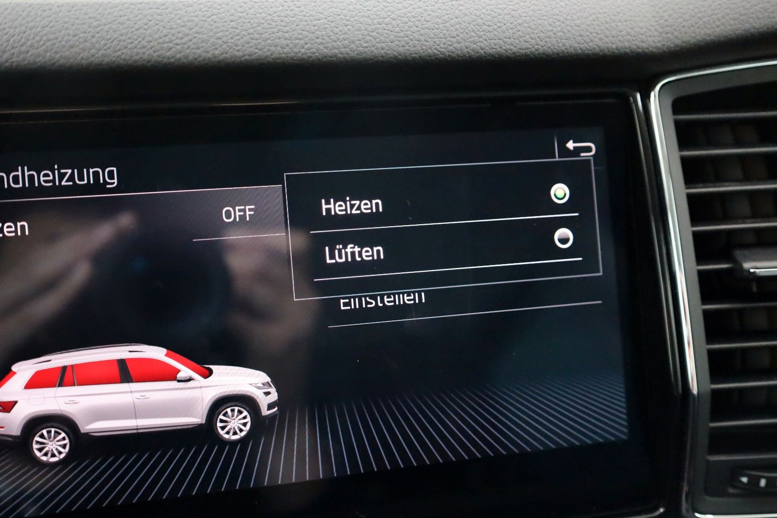 Fahrzeugabbildung SKODA Kodiaq Drive 125 4x4 7 Si,Navi,LED,ACC,AHK,SR+WR