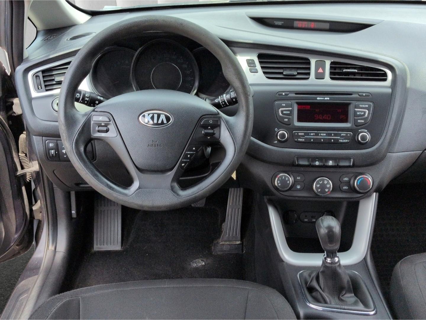 Kia Ceed_sw Sportswagon Attract 1.4*Klima CD-Radio