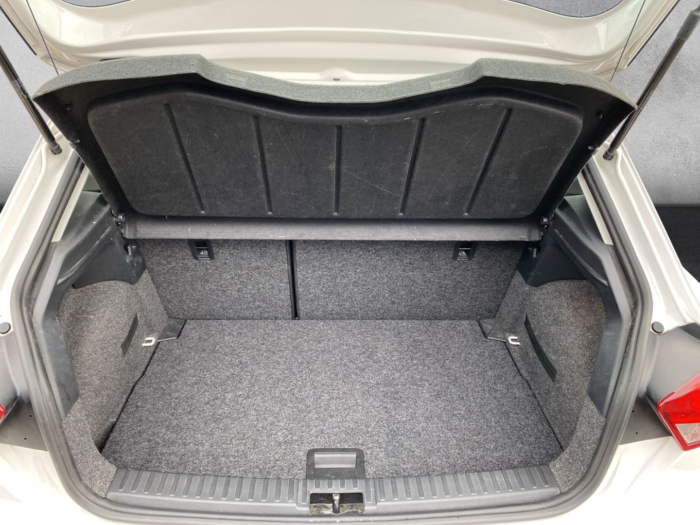 Fahrzeugabbildung SEAT Ibiza Style Digitales Cockpit LED Apple CarPlay