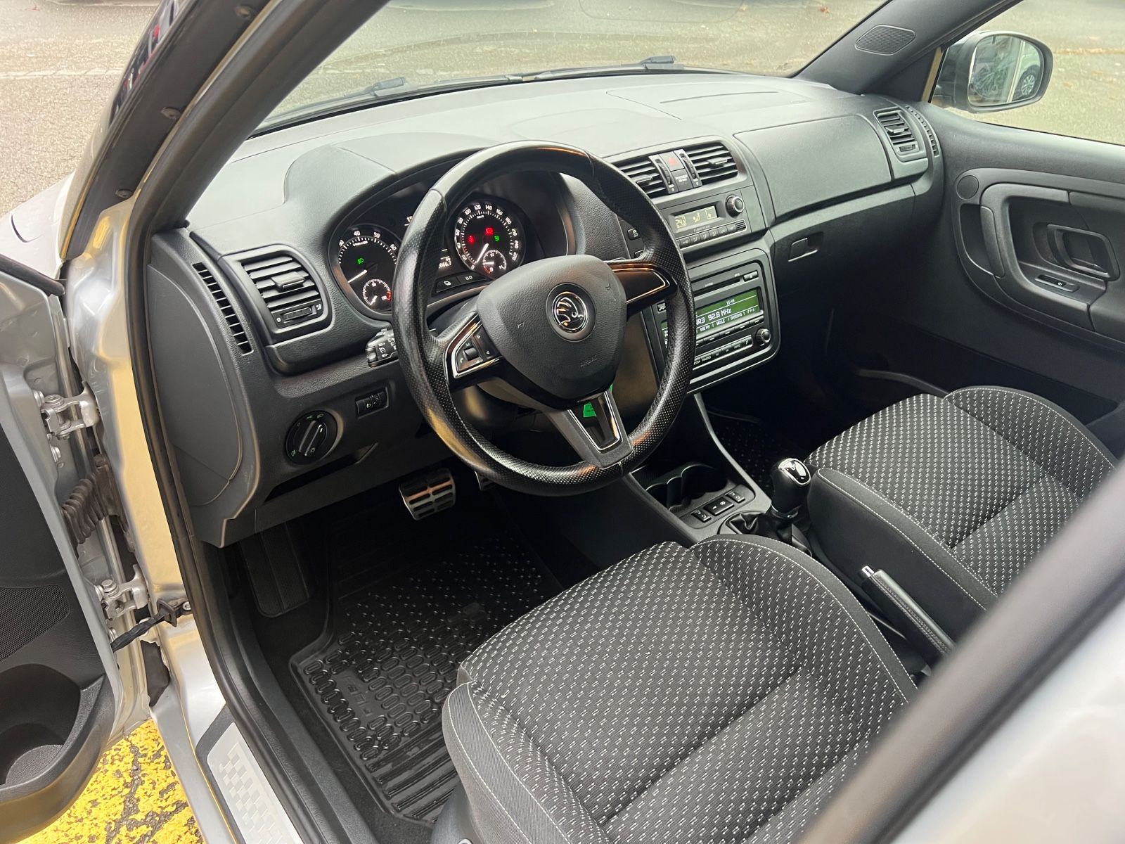 Fahrzeugabbildung SKODA Fabia RS Automatik