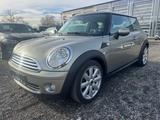 MINI One Pepper Automatik /LEDER/PDC/ALU/XENON/ - MINI ONE aus 2008