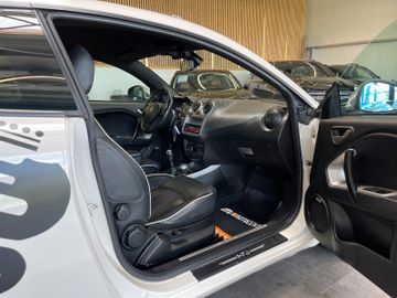 Alfa Romeo MiTo Quadrifoglio Verde *ALCANTARA*SZHZ*PDC*SOUS
