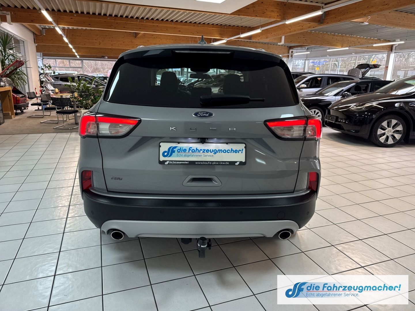 Fahrzeugabbildung Ford Kuga Titanium X HUD Navi Digitales Cockpit Sound