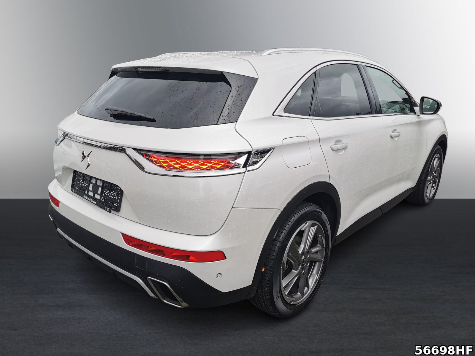 Fahrzeugabbildung DS Automobiles DS7 Crossback Hybrid 4x4, Rivoli