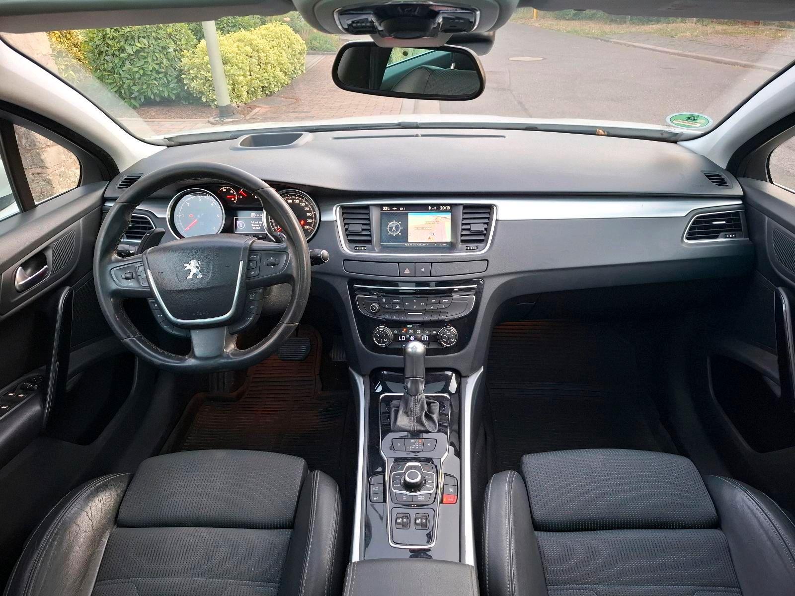Peugeot 508 2012 — photo 8