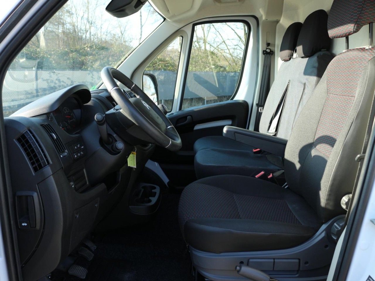 Fahrzeugabbildung Citroën Jumper L4H2 BlueHDi 165 *SORTIMO*