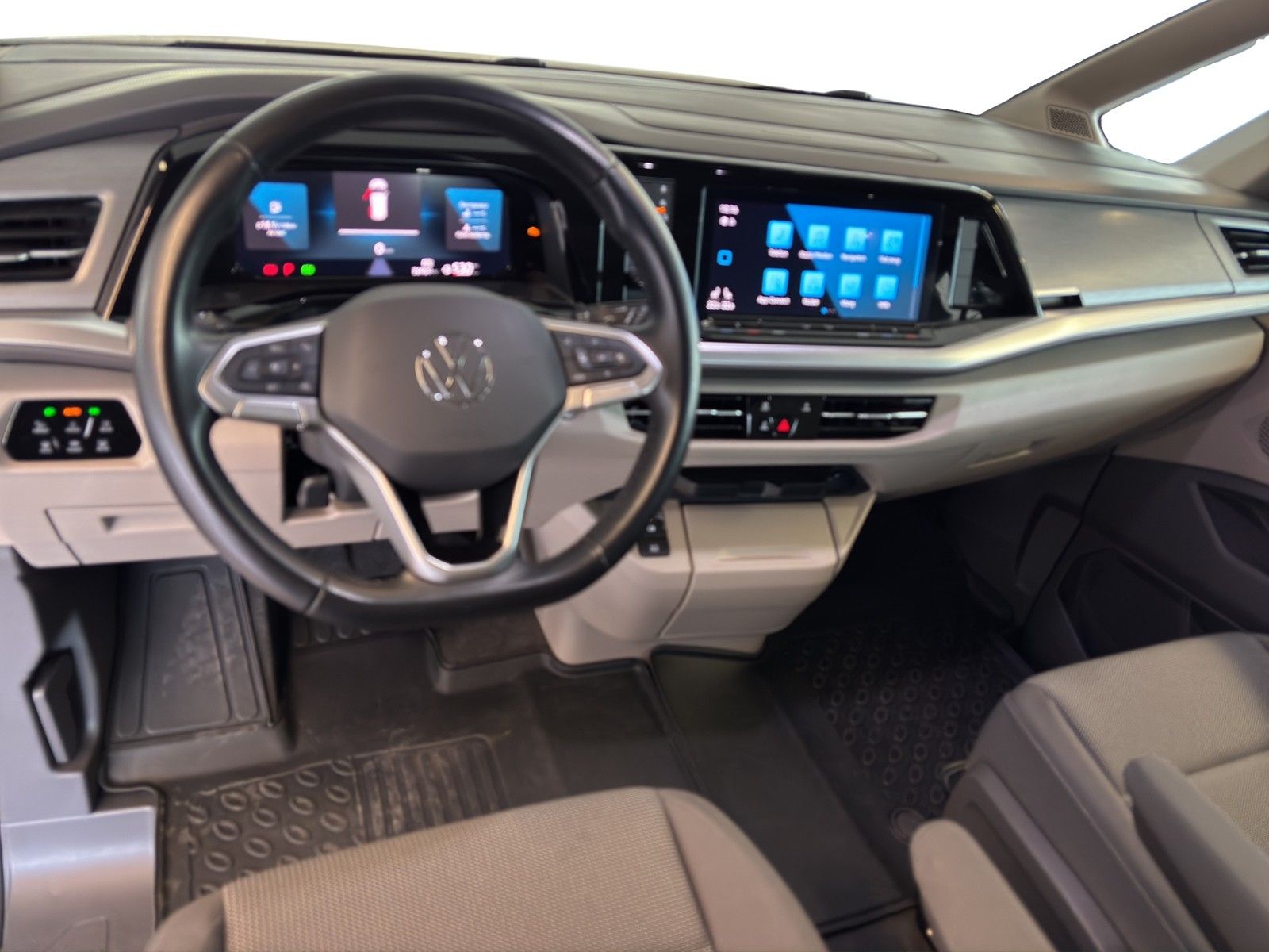Volkswagen T7 Multivan 1.5 TSI Edition DSG MATRIX NAVI LM foto 11