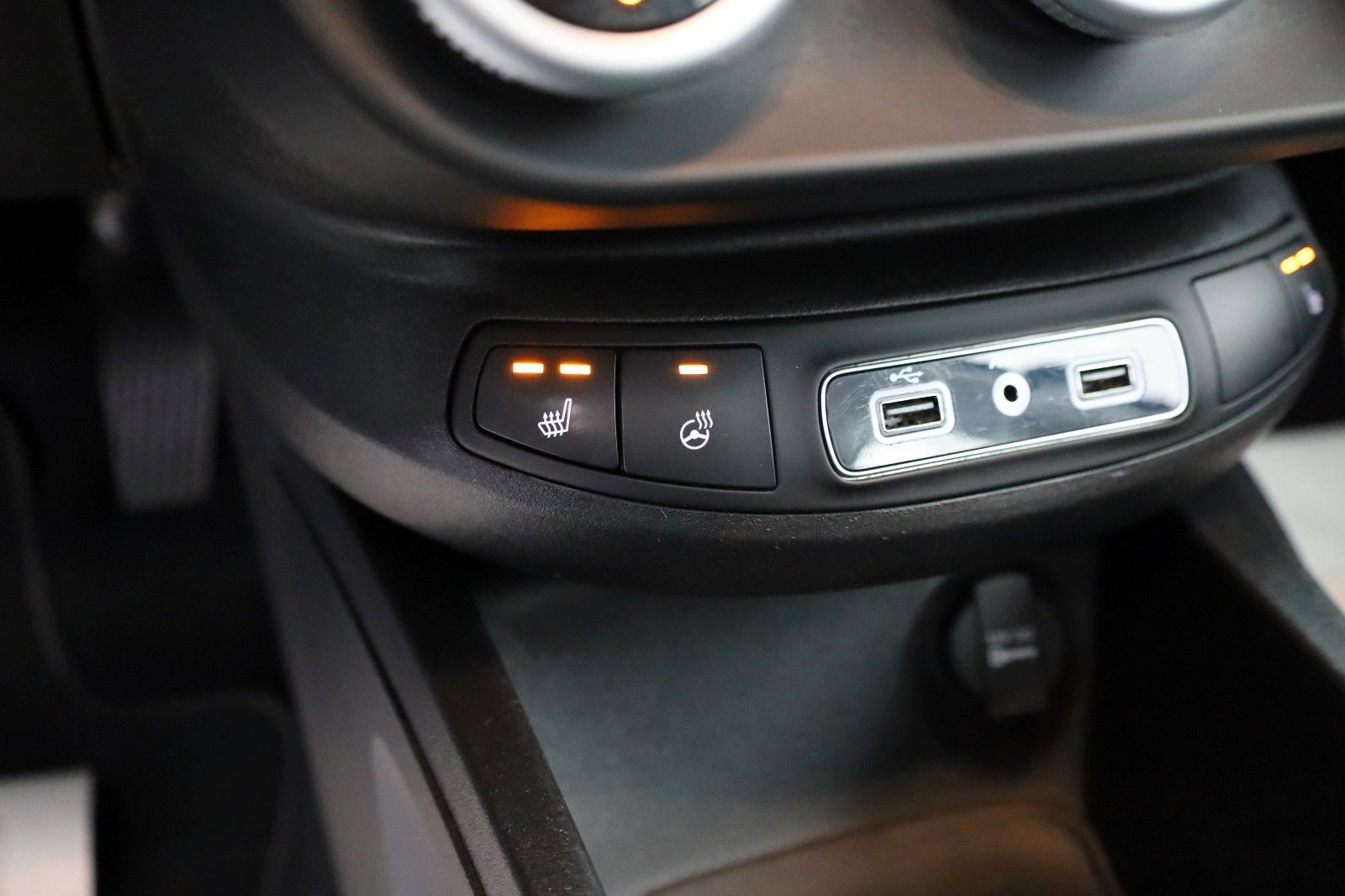 Fahrzeugabbildung Fiat 500X Pop Star Navi,Massage,SH,PDC,SR+WR