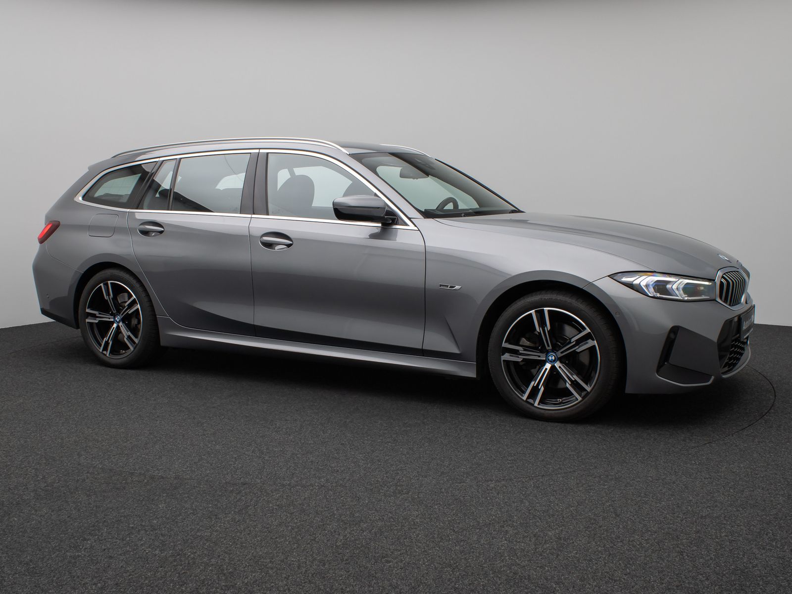 Fahrzeugabbildung BMW 330e M Sport Kamera HUD DAB H/K Alarm LED 18Zoll