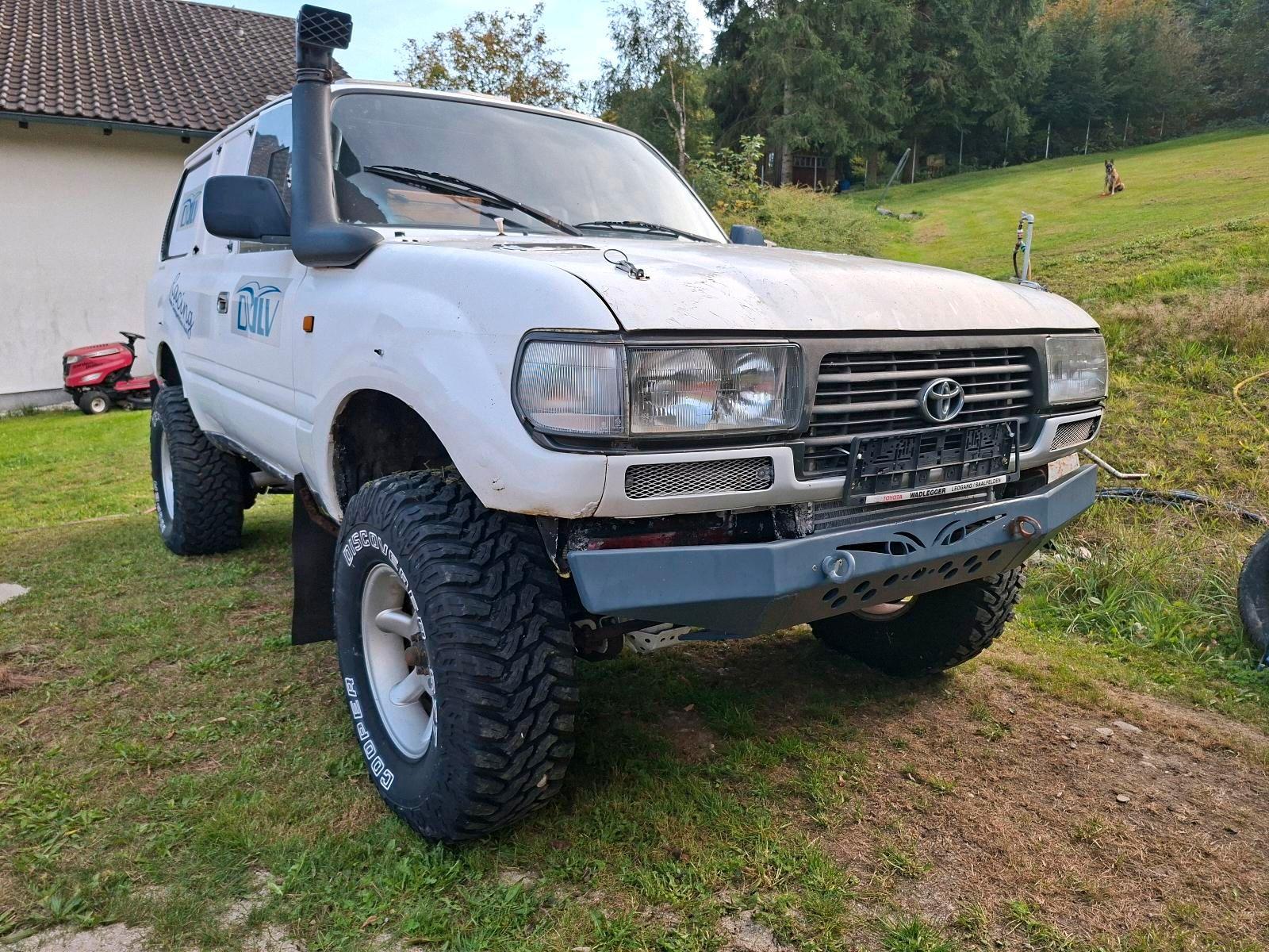 Toyota Land Cruiser