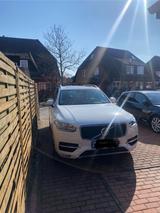 Volvo XC90 D5 AWD Geartronic Momentum Momentum - Volvo XC90 Momentum mit Diesel-Antrieb