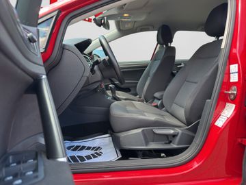 Volkswagen Golf - 9