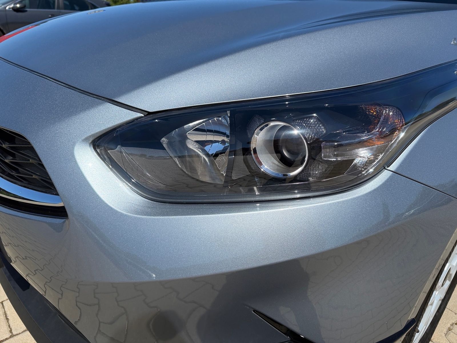Fahrzeugabbildung Kia CEED_SW 1.5T 140 DCT7 VIS KOMF+ (NAV)