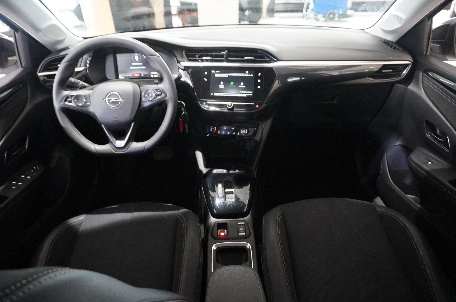 Fahrzeugabbildung Opel Corsa F 1.2T ELEGANCE NAVI/LED/KAMERA/SPORT/DAB+