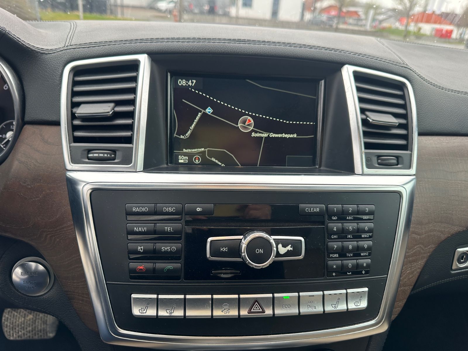 Fahrzeugabbildung Mercedes-Benz GL 500 4Matic AMG/7 Sitze/Navi/ILS/Pano/Kam/AHK