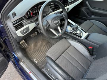 Audi A4 Avant 45quat. S line+LED+PaDach+Sthzg+AHK+B&O