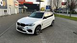 BMW X5 xDrive50i - - BMW X5: Xdrive50i