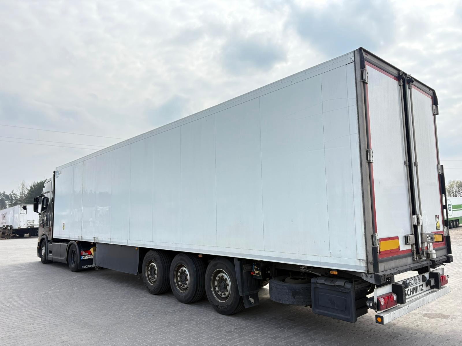 Schmitz Cargobull SKO 24/L