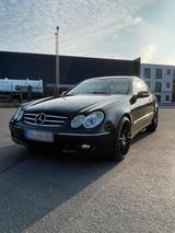 Mercedes-Benz CLK 350 Avantgarde Coupé - Mercedes-Benz CLK 350: Coupe