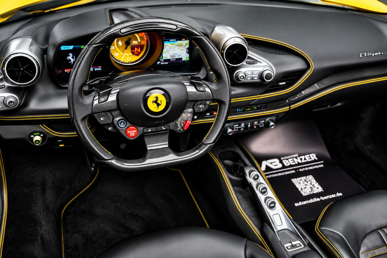Fahrzeugabbildung Ferrari F8 Spider Giallo Modena *Lift*Carbon*Kamera*