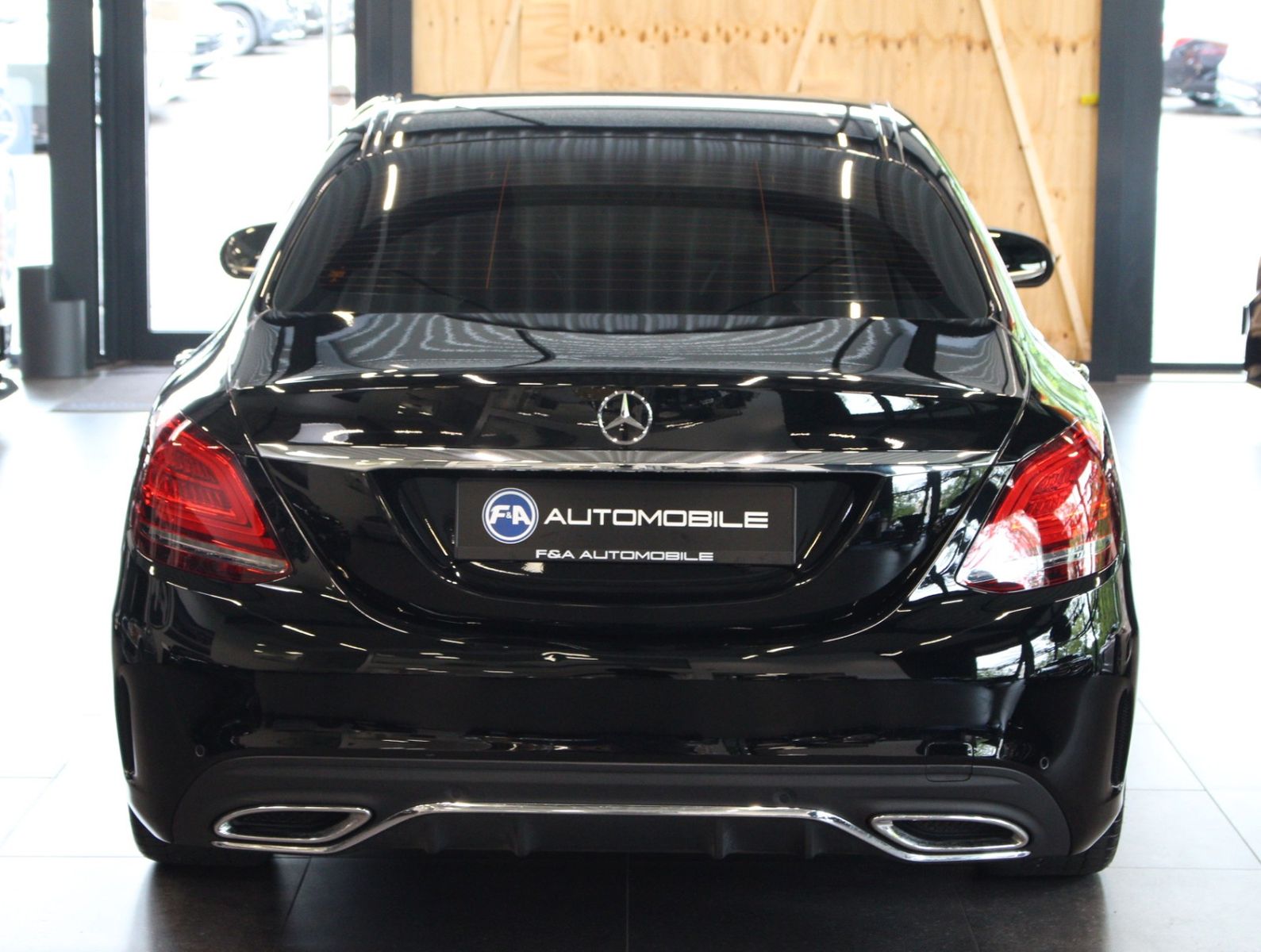 Fahrzeugabbildung Mercedes-Benz C 200 d AMG-Line*Kamera*Navi*2.Hand