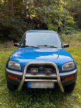 Toyota TOYOTA RAV4 - Toyota RAV 4 Gebrauchtwagen in Wiesbaden