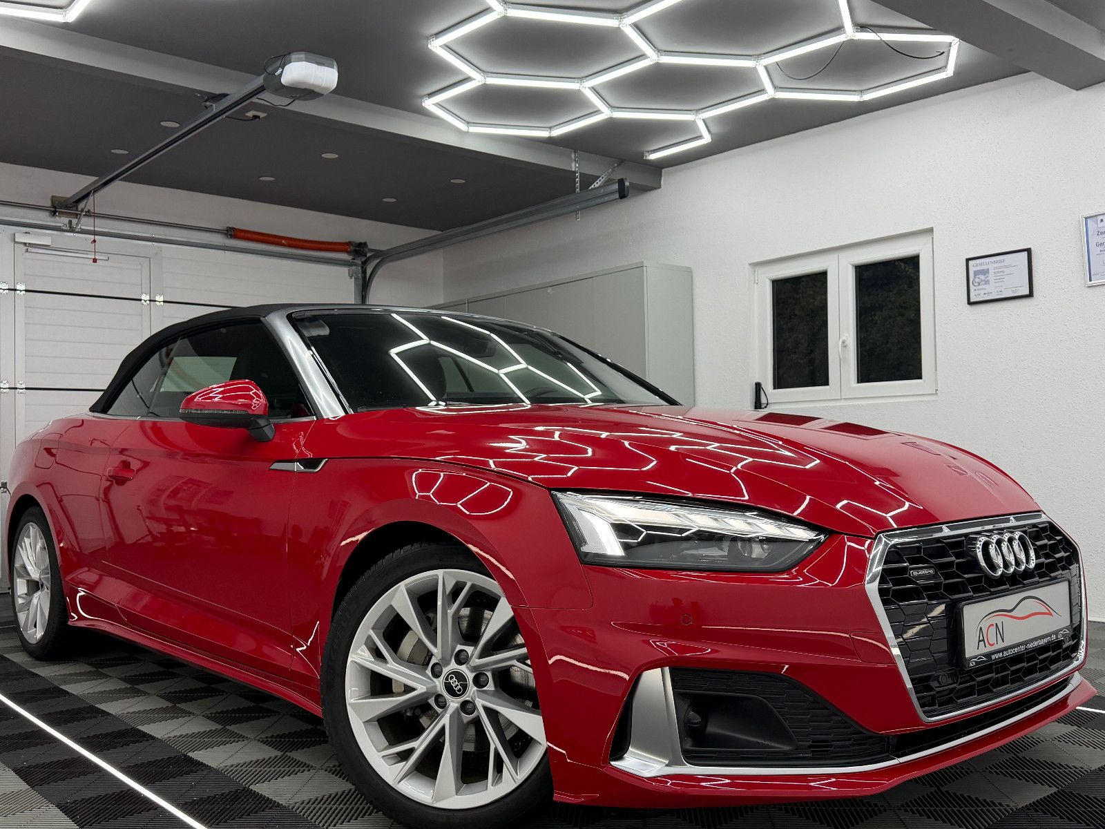 Fahrzeugabbildung Audi A5 Cabriolet 40 TFSI Quattro/AHK/MATRIX/VRTL PIT