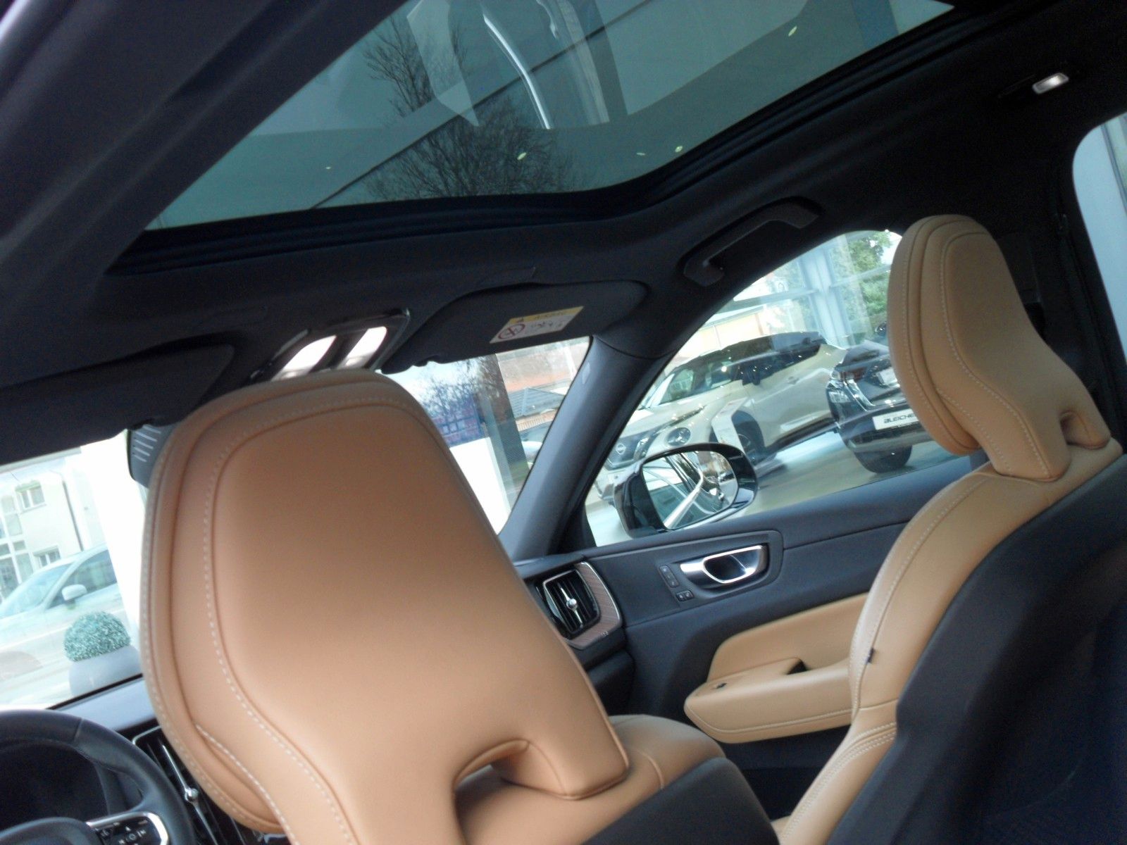 Fahrzeugabbildung Volvo XC 60 B4 Plus Bright | Sitzbelüftung | Panora.