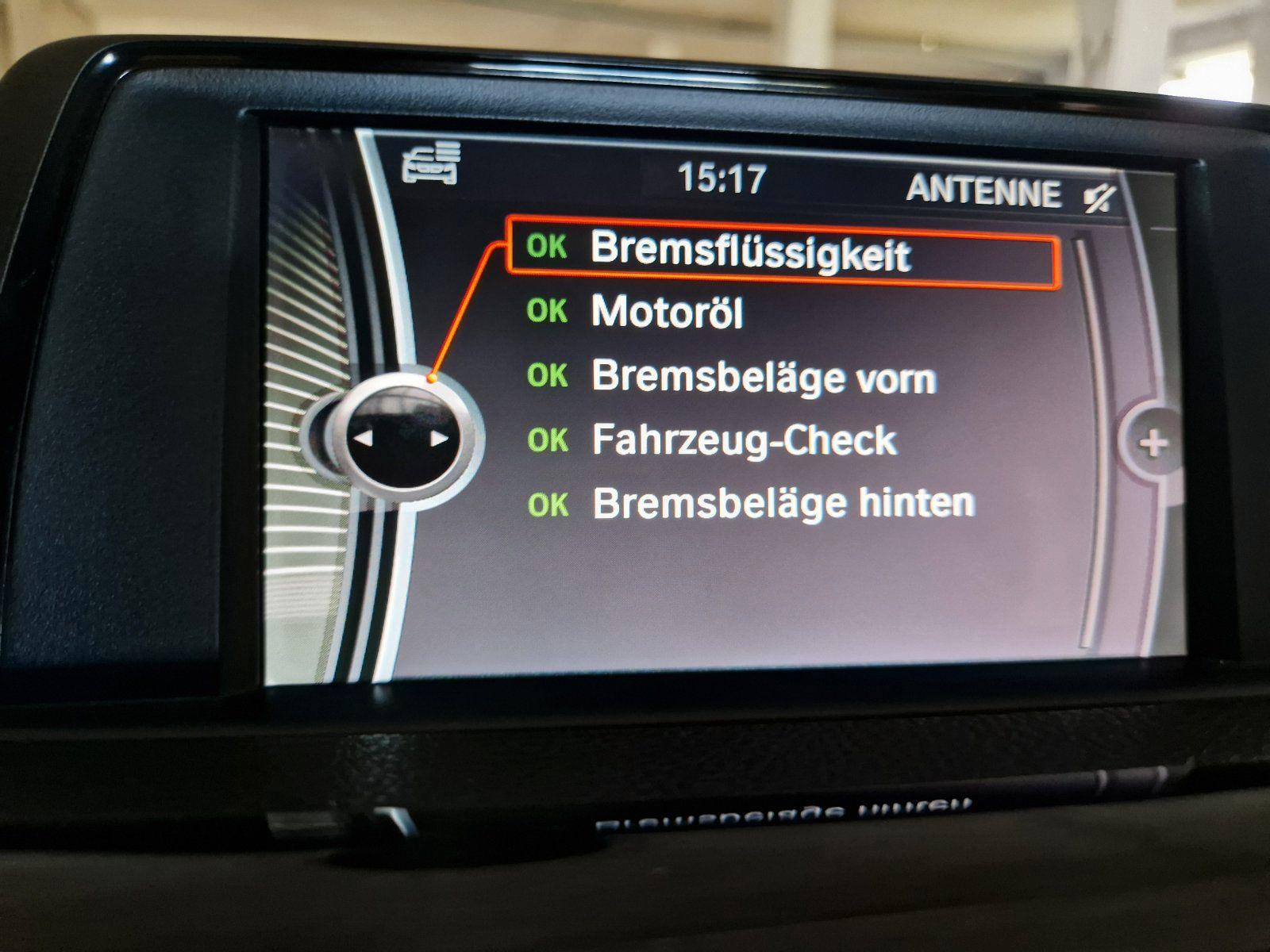 BMW 320 2012 — photo 15