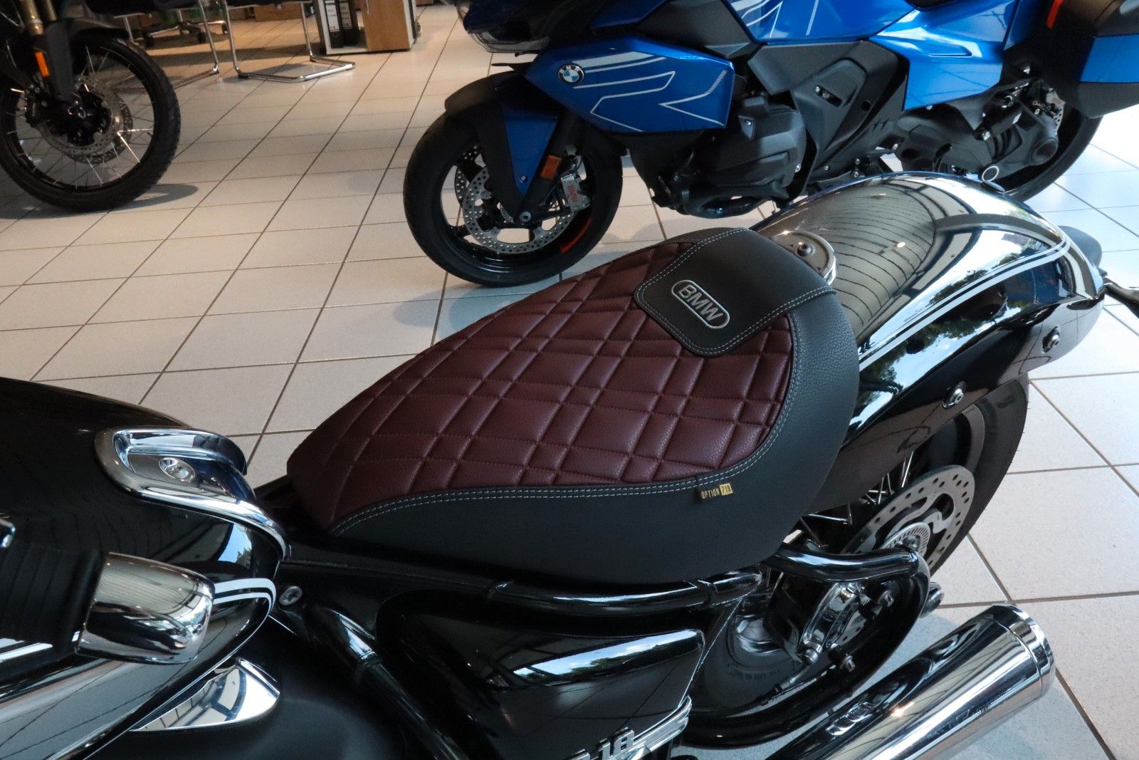 Fahrzeugabbildung BMW R18 Sondermodell 100 Jahre BMW Motorrad
