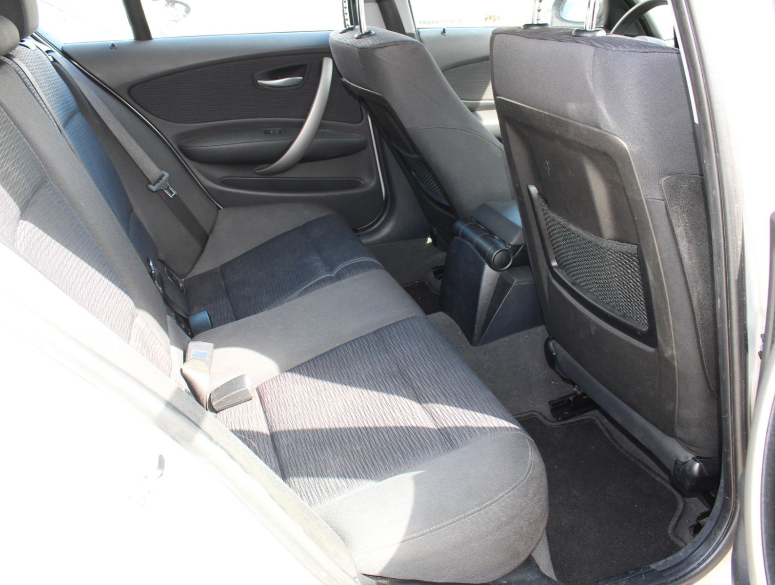 Fahrzeugabbildung BMW 116 d Avantage Paket + Klima + PDC