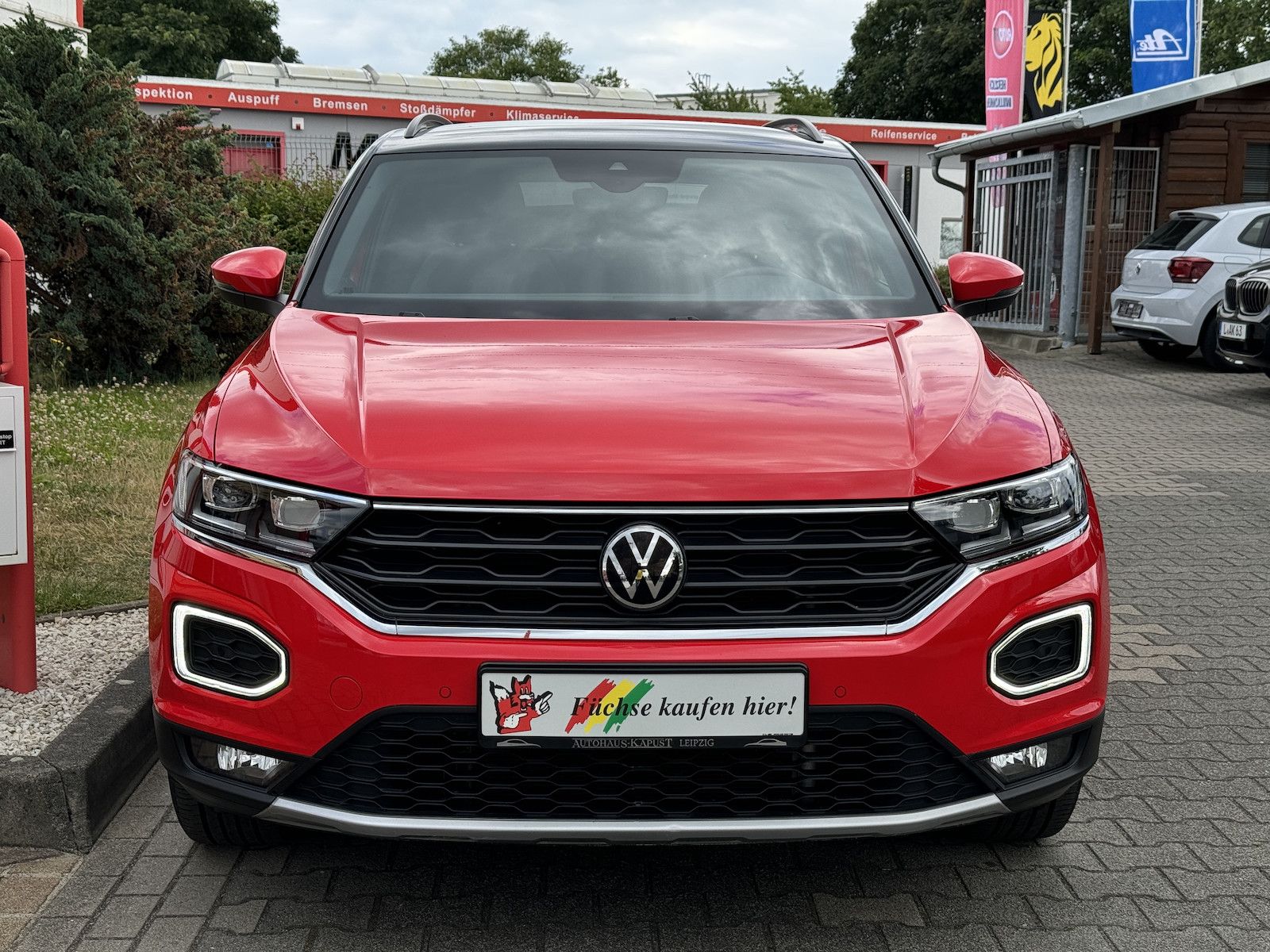 Fahrzeugabbildung Volkswagen T-Roc Sport 1.5 Beats/1.Hd/LED/Navi/ACC/Spur/VZE