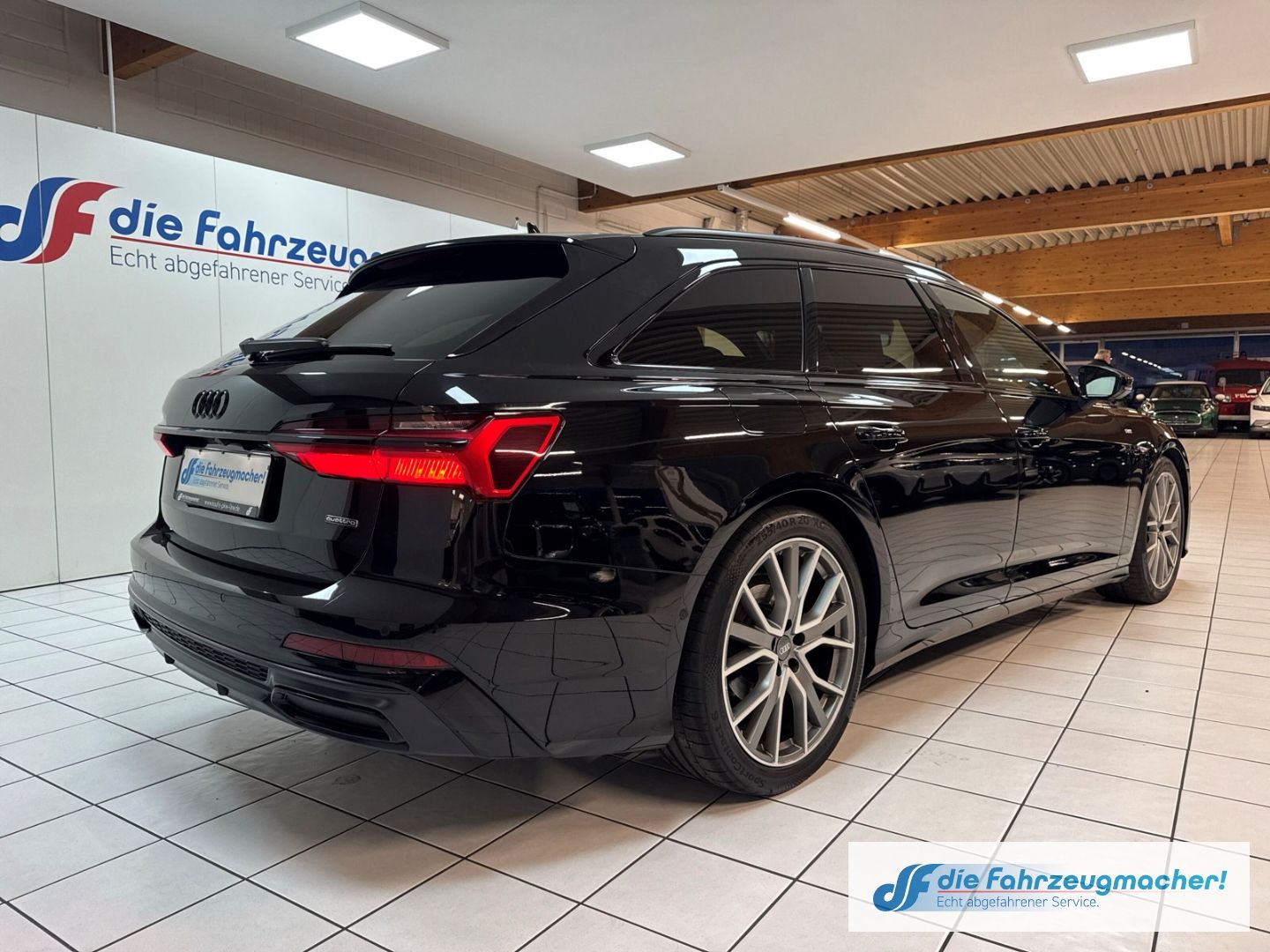 Fahrzeugabbildung Audi A6 Avant 40 TDI quattro sport S-line Sportpaket