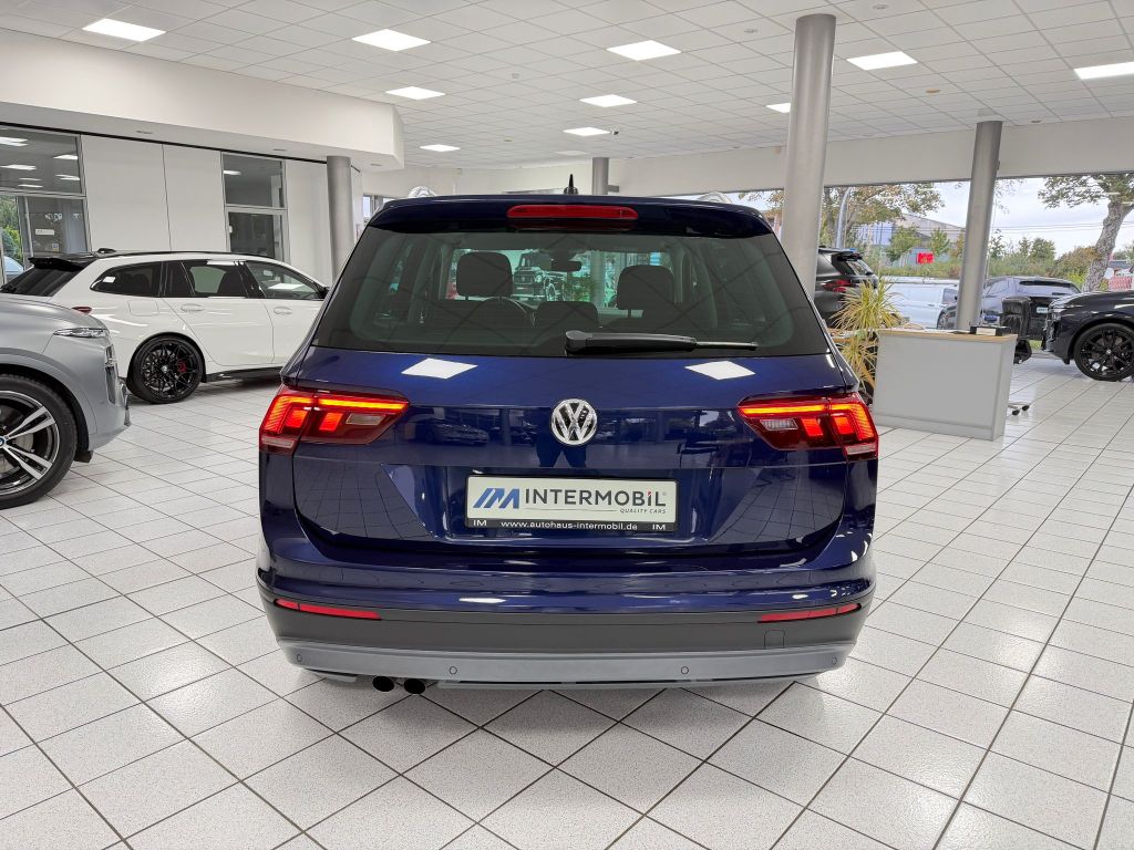 Volkswagen Tiguan 1.4 TSI Comfortline*LED*AID*ACC*TOTW*AHK*