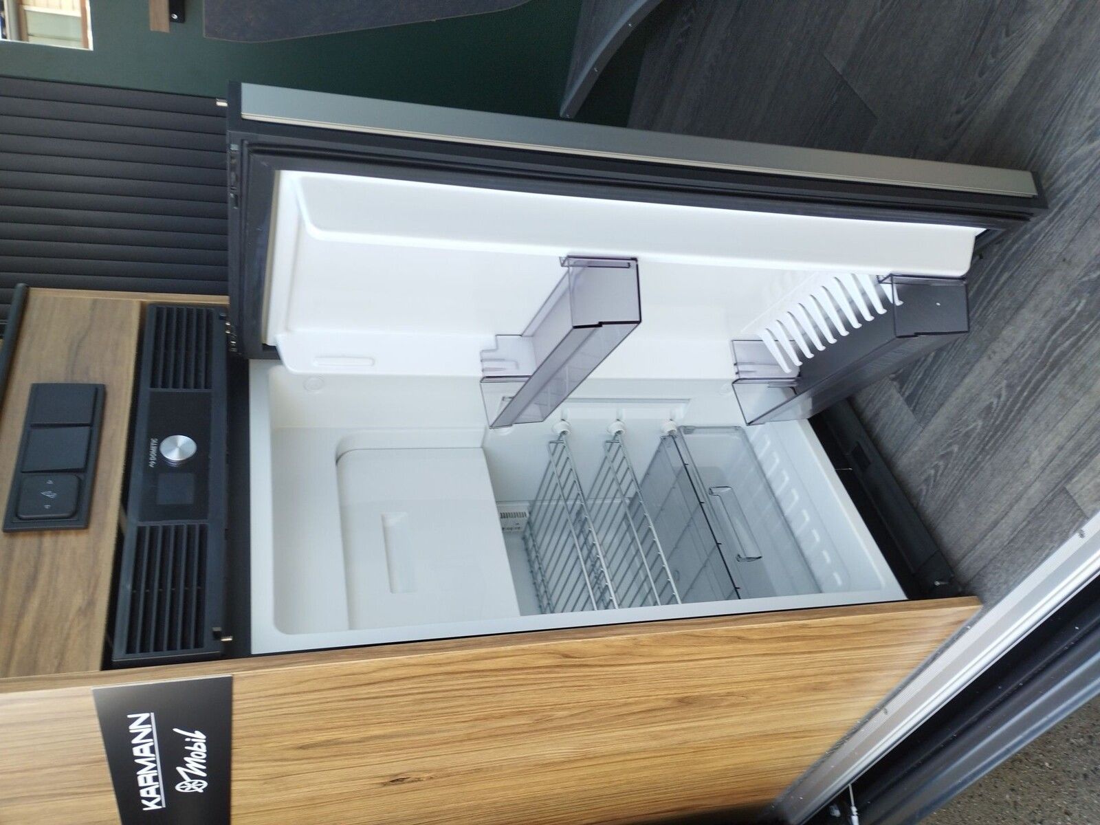 Fahrzeugabbildung Karmann Dexter DE 600