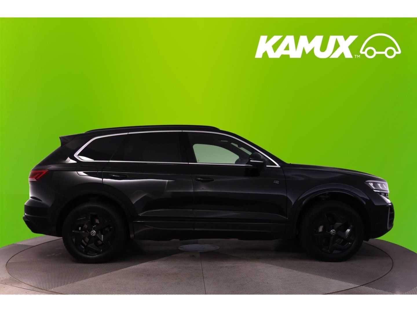 VW Touareg 3.0 V6TDI 4Motion DSG R-Line+LED+PANO