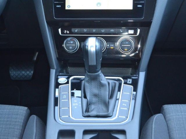 Passat Variant 2.0 TDI DSG Business LED/NAVI+VZE