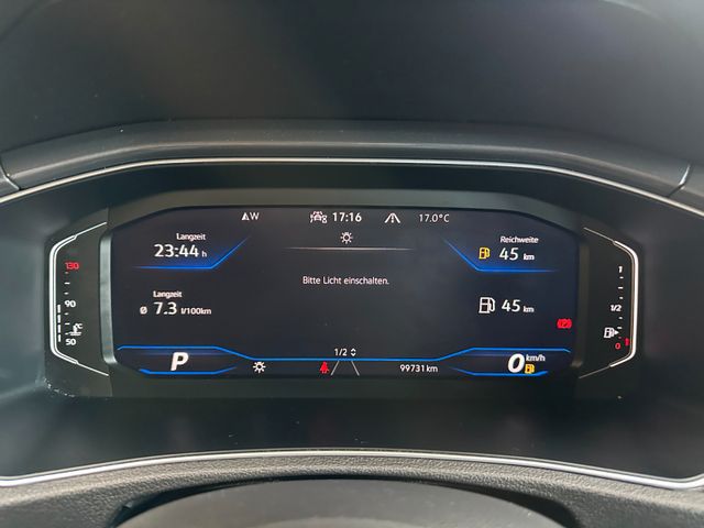 MYAUTOCENTER – Gebraucht- und Jahreswagen mit Werkstattservice in Pfaffenhofen Volkswagen T-Roc *R-Line*AHK*2-ZONEN*Navi*Spurhalte*