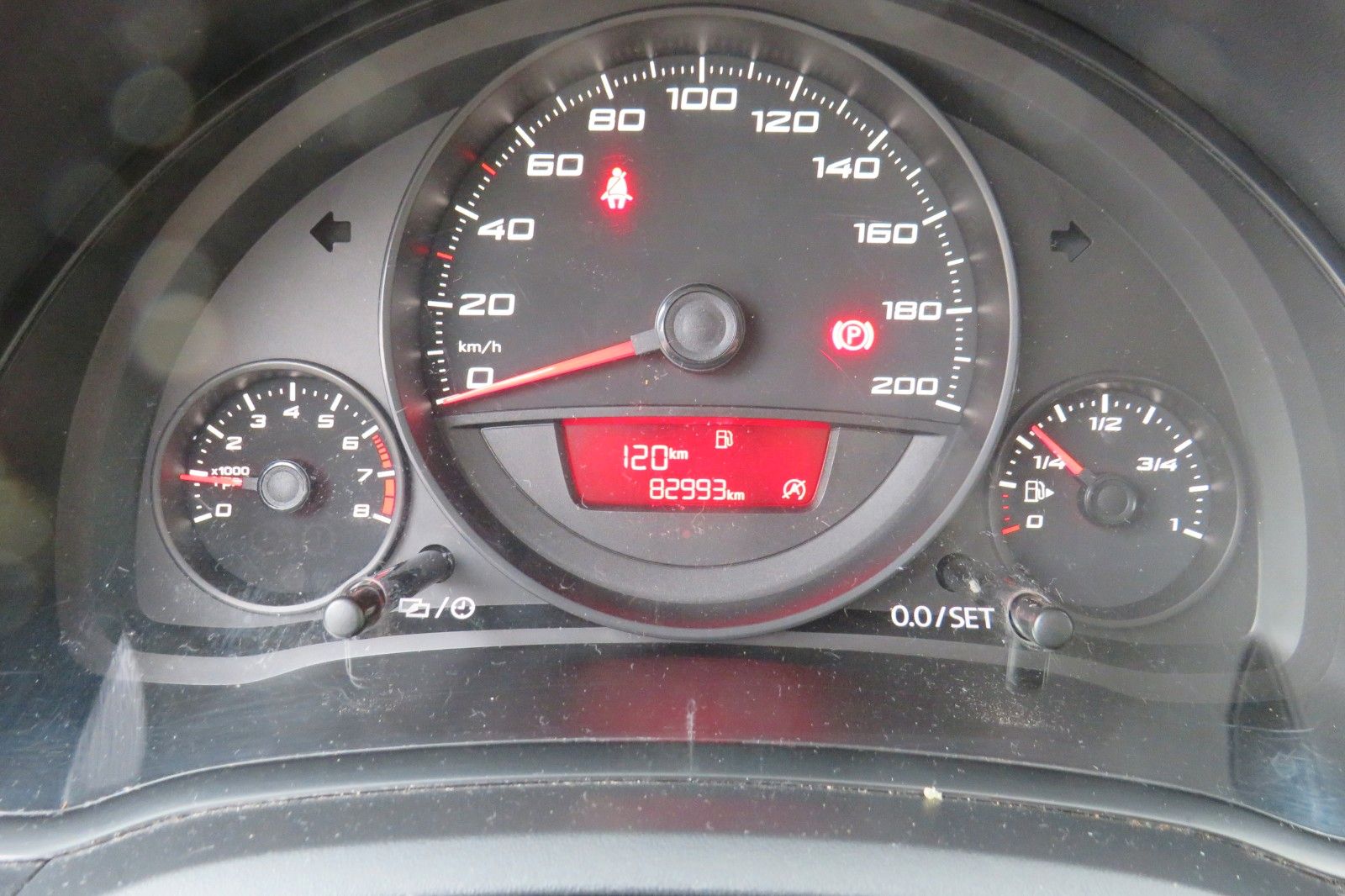 Fahrzeugabbildung SEAT Mii Style KLIMA SITZH GRA PDC TELVOR 8-FACH 1.H