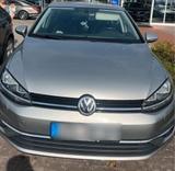 Volkswagen Golf 7 unfallfrei zu verkaufen - Volkswagen Golf: Verkaufen