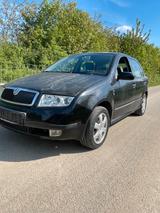 Skoda Fabia 1,4 MPI 096,000 Km Voll fahrbe... - Skoda Fabia aus 2002: 1.4