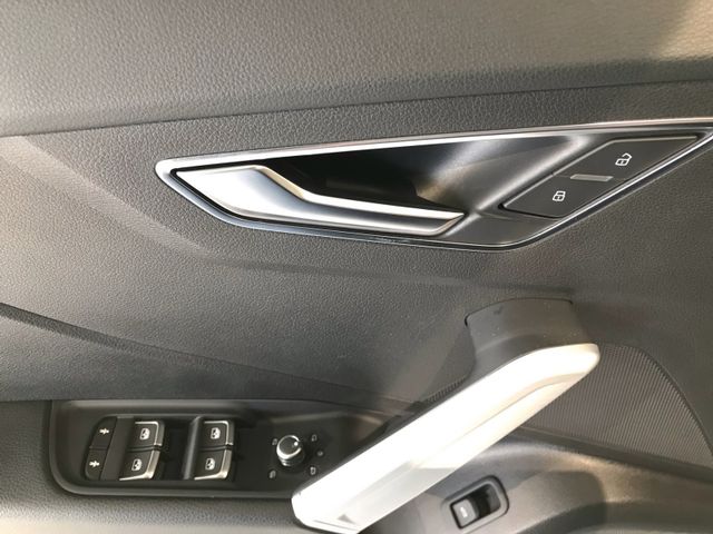 Q2 sport 1.4 TFSI 6-Gang*S-Line*NAVI*